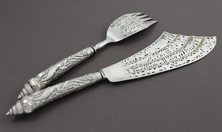 English sterling fish set with fan shaped blade and fish